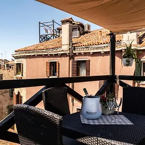 Apartment Al Campanile View And Terrace By Wonderful Italy, Venice