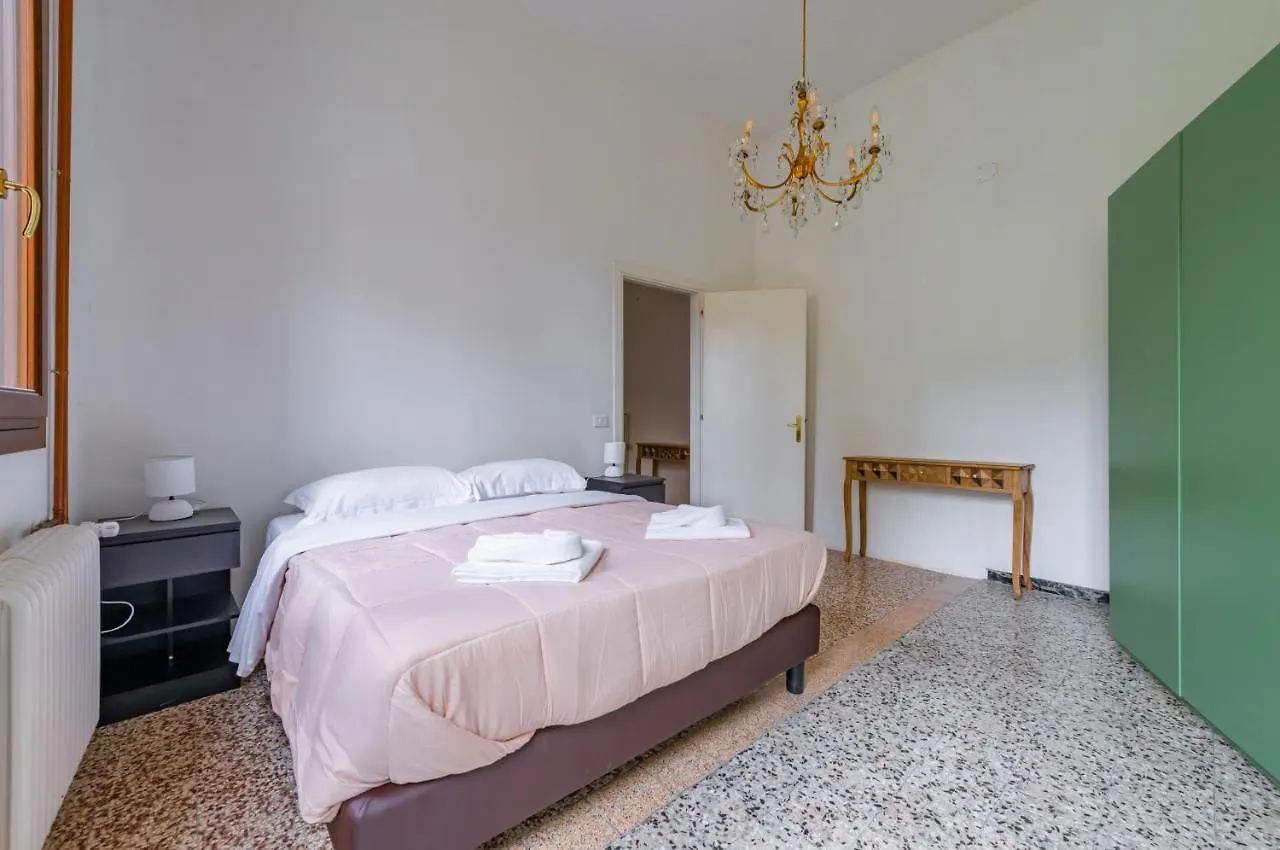 Cannaregio Romantic View Apartment Venice
