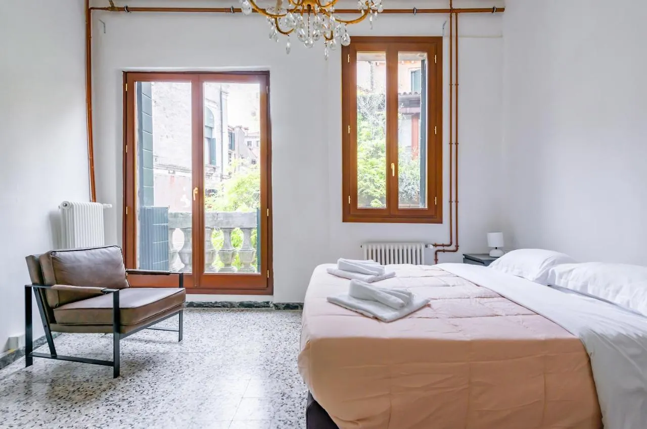 Cannaregio Romantic View Apartment Benátky