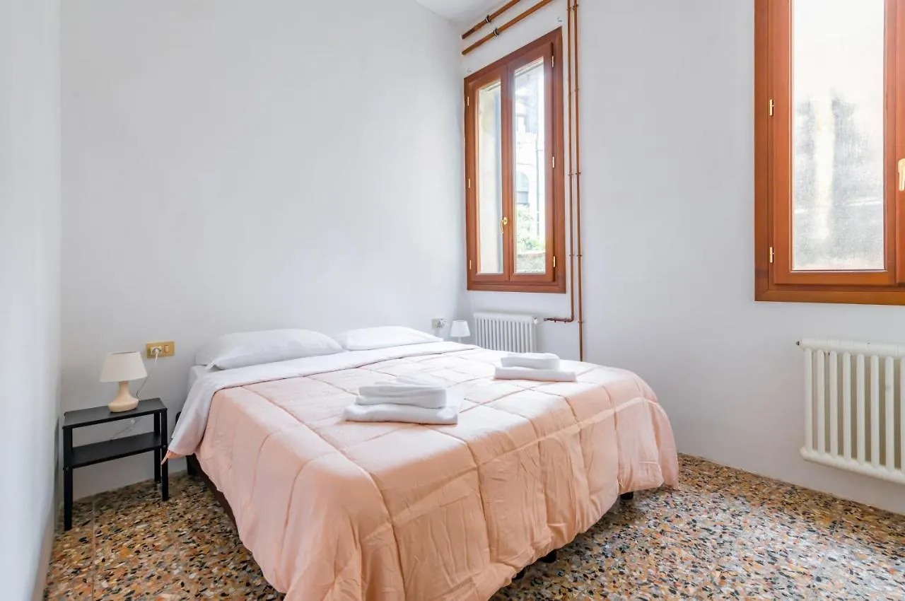 Cannaregio Romantic View Apartment Benátky